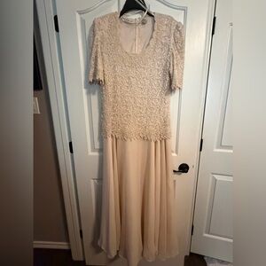 Scala Cream Lace Short Sleeve Dress